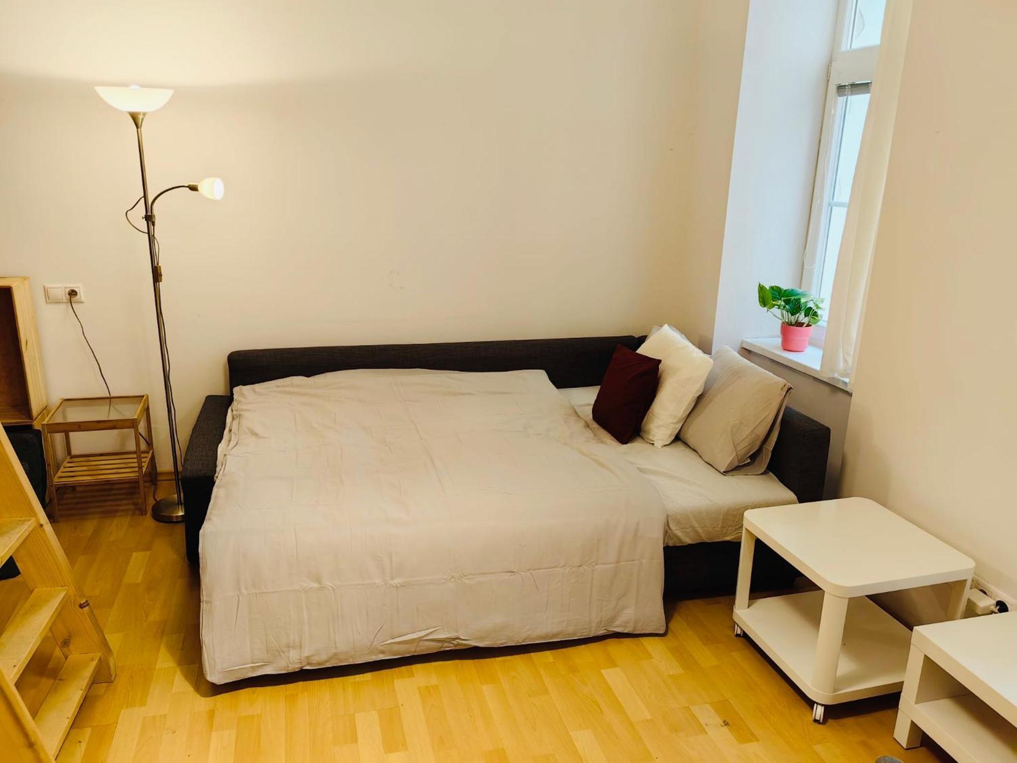 Downtown Apartment Bianca Братислава Экстерьер фото